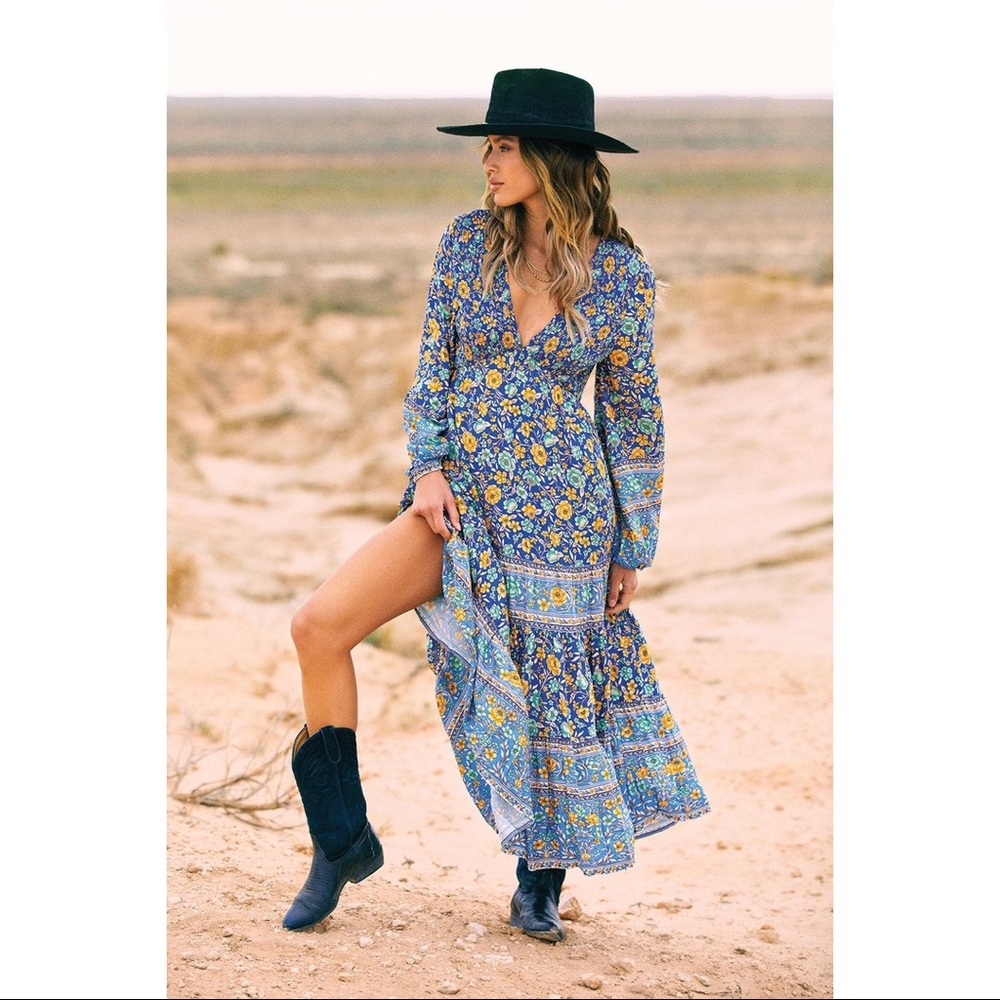 Arnhem Phoebe Shirred Boho in Waterfall size AU 10 NWT